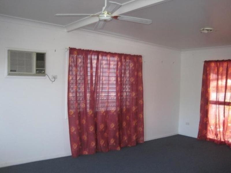 * Bristol Street, Gulliver QLD 4812