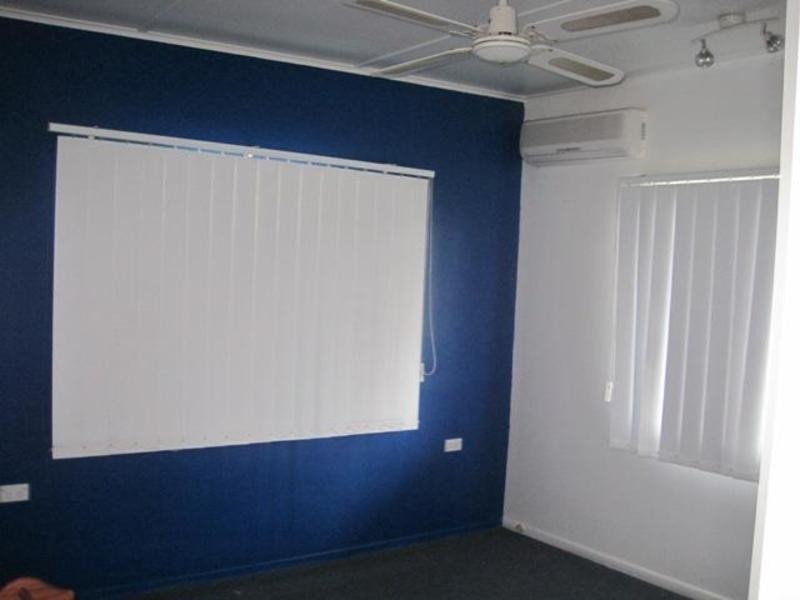 * Bristol Street, Gulliver QLD 4812