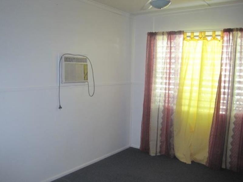 * Bristol Street, Gulliver QLD 4812