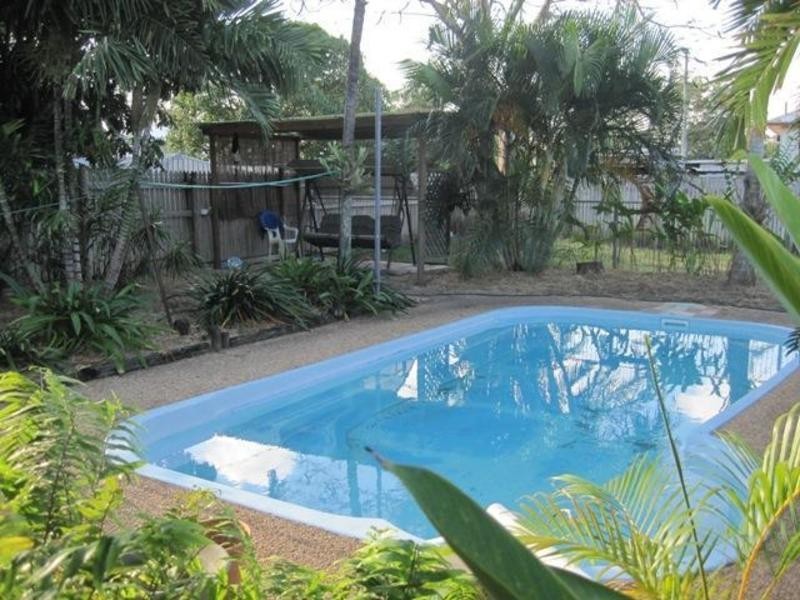 * Bristol Street, Gulliver QLD 4812