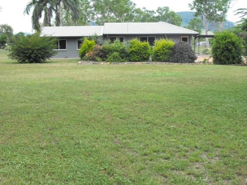 16 Duggan Drive, Alligator Creek QLD 4816