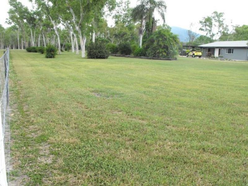 16 Duggan Drive, Alligator Creek QLD 4816
