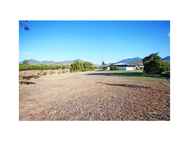 43 Alligator Creek, Alligator Creek QLD 4816