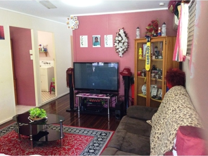 25 Karangi Street, Rasmussen QLD 4815