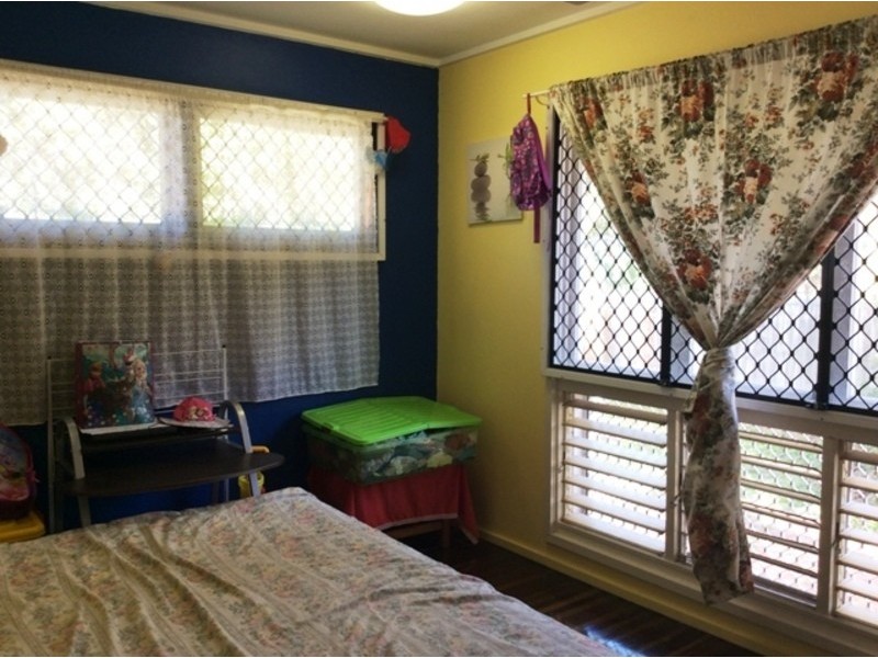 25 Karangi Street, Rasmussen QLD 4815