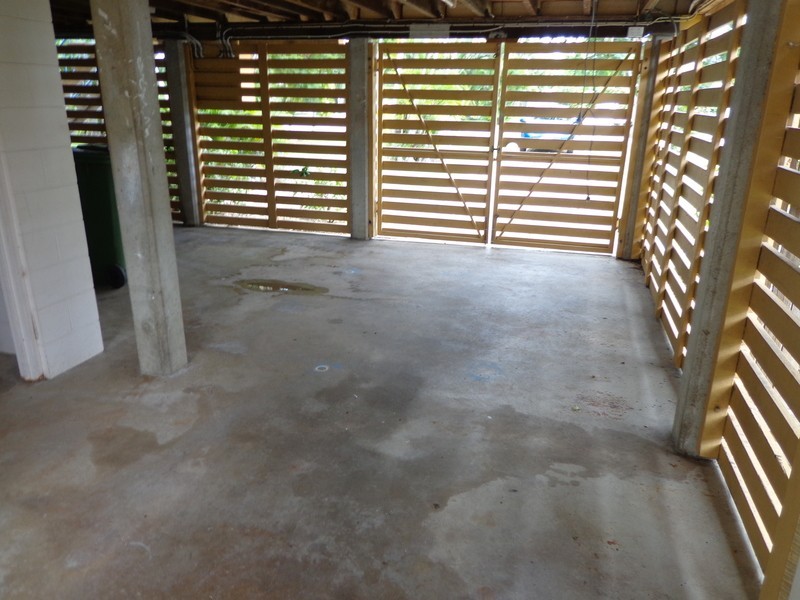 * Goldsworthy Street, Heatley QLD 4814