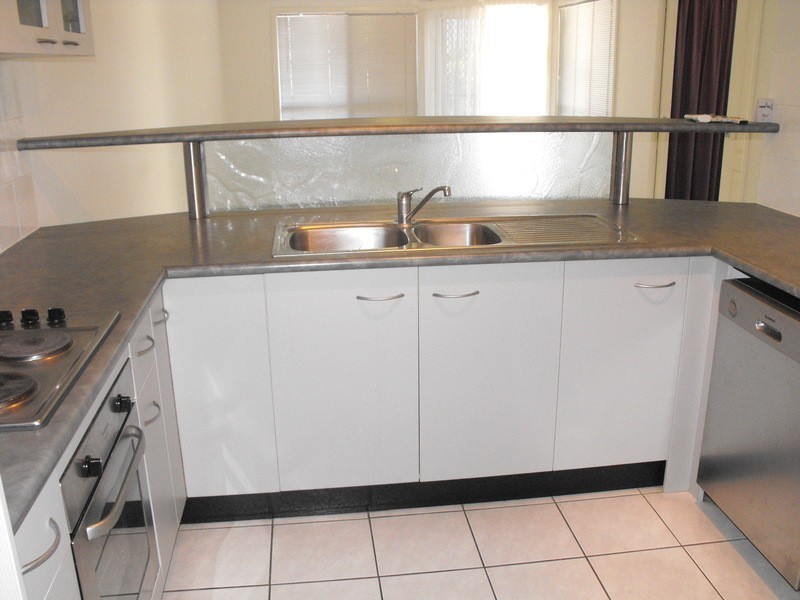 12 HIRST STREET, Hermit Park QLD 4812