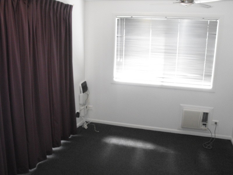 12 HIRST STREET, Hermit Park QLD 4812