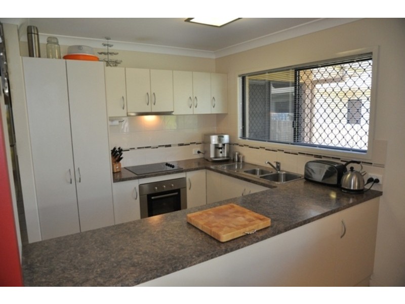 30 Parklands Drive, Mount Louisa QLD 4814