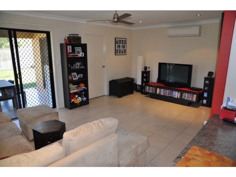 30 Parklands Drive, Mount Louisa QLD 4814