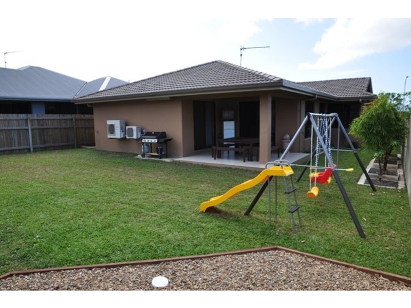 30 Parklands Drive, Mount Louisa QLD 4814