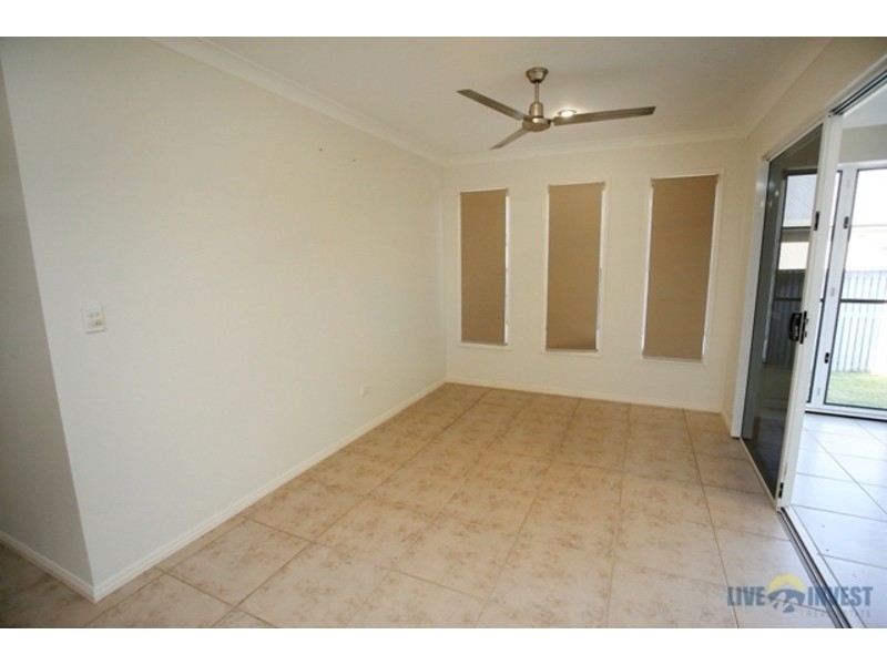 * Hillock Crescent, Bushland Beach QLD 4818