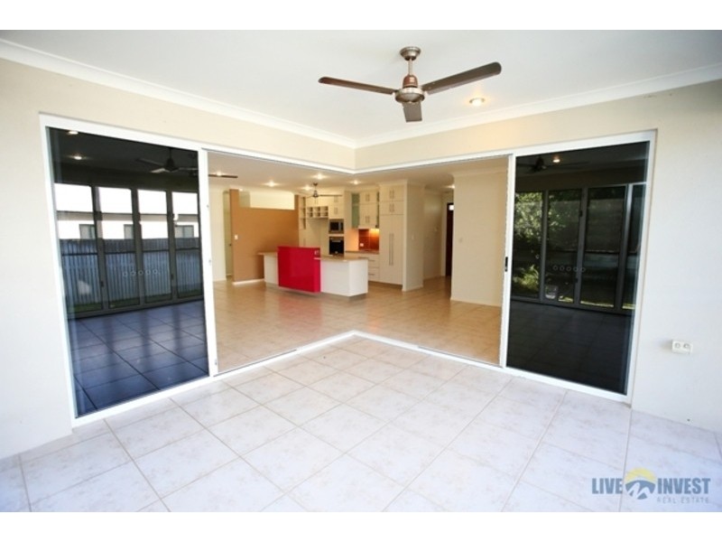 * Hillock Crescent, Bushland Beach QLD 4818