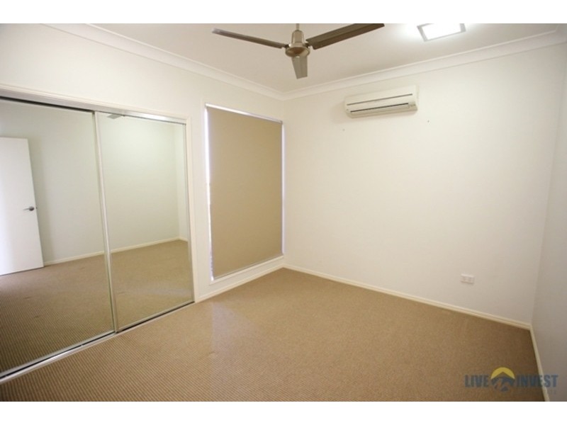 * Hillock Crescent, Bushland Beach QLD 4818