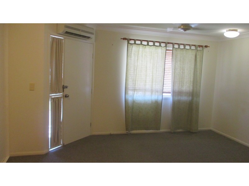15 LOWTH STREET, Rosslea QLD 4812