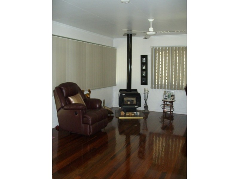 26 – 28 Alyss Street, Hughenden QLD 4821