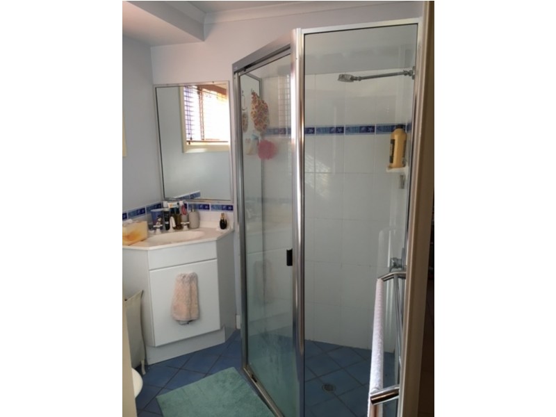 ** Carallia Place, Douglas QLD 4814