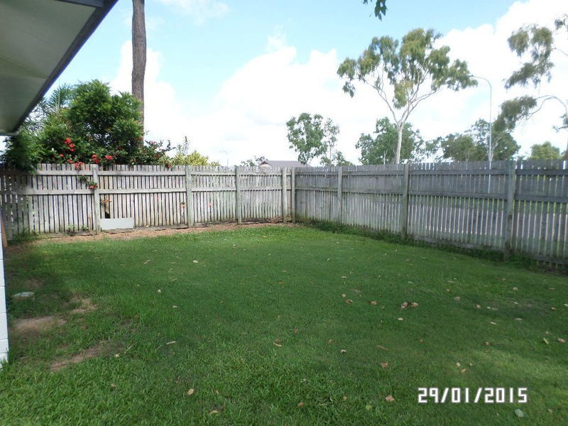 * Crista Court, Kelso QLD 4815