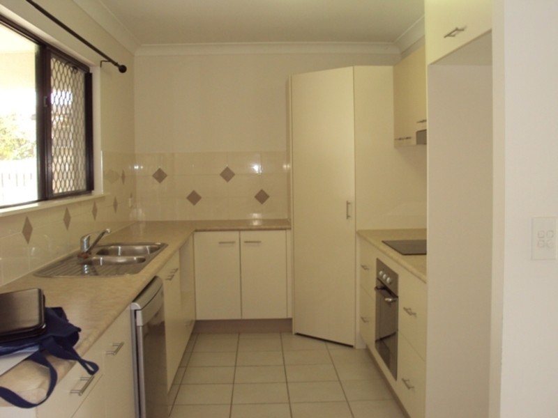 21 Firetail Pkt, Kelso QLD 4815