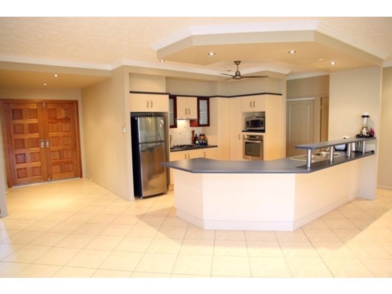 3 Tea Tree Court, Mount Louisa QLD 4814