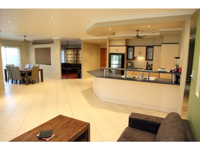 3 Tea Tree Court, Mount Louisa QLD 4814