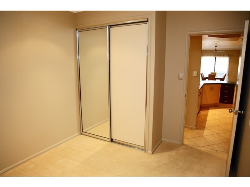 3 Tea Tree Court, Mount Louisa QLD 4814