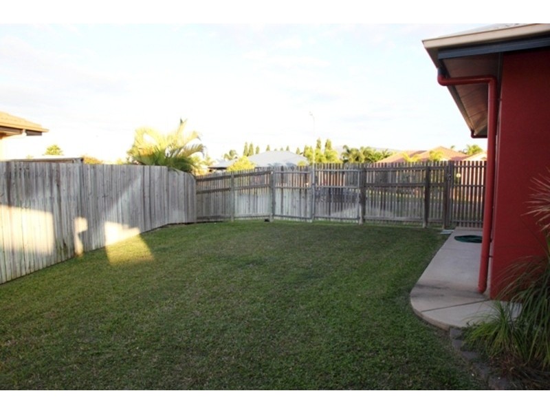 3 Tea Tree Court, Mount Louisa QLD 4814