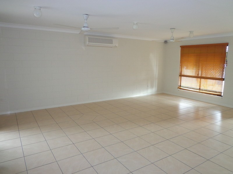 * Eider Court, Condon QLD 4815