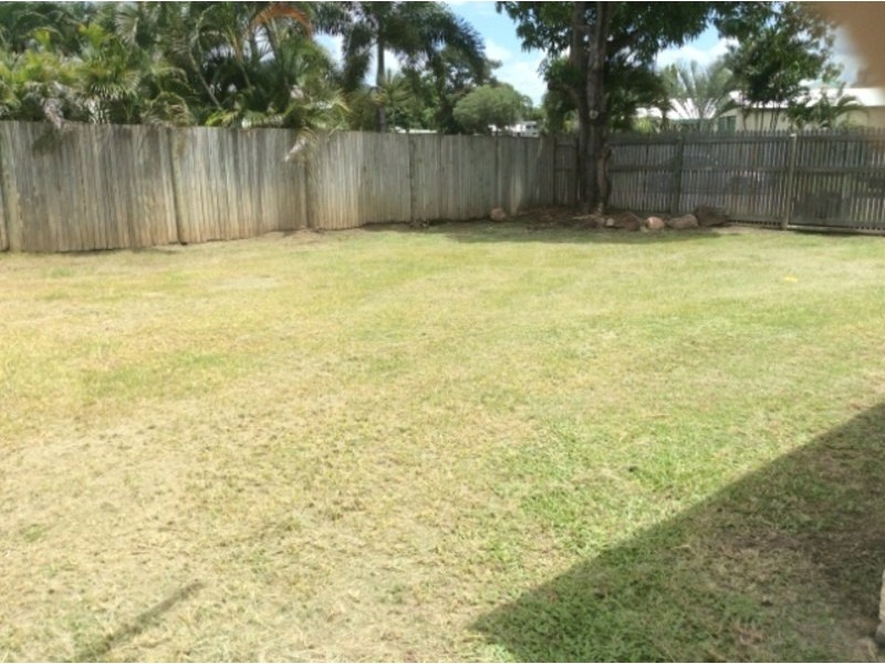 13 Prairie Street, Kirwan QLD 4817