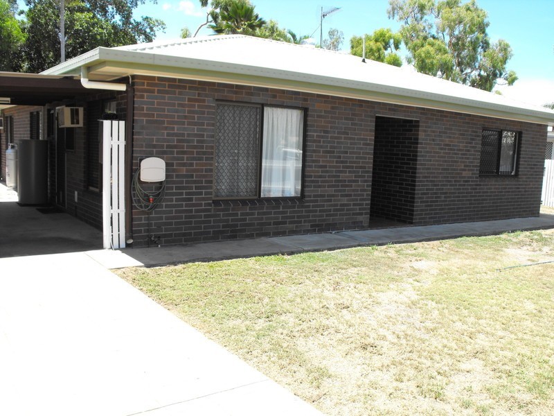 * Gelling Crescent, Douglas QLD 4814