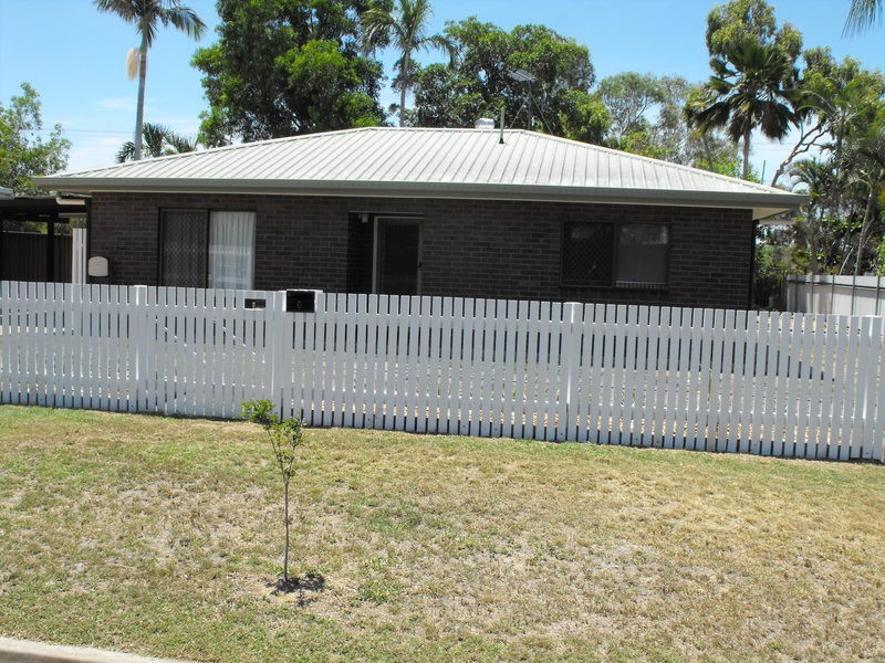* Gelling Crescent, Douglas QLD 4814