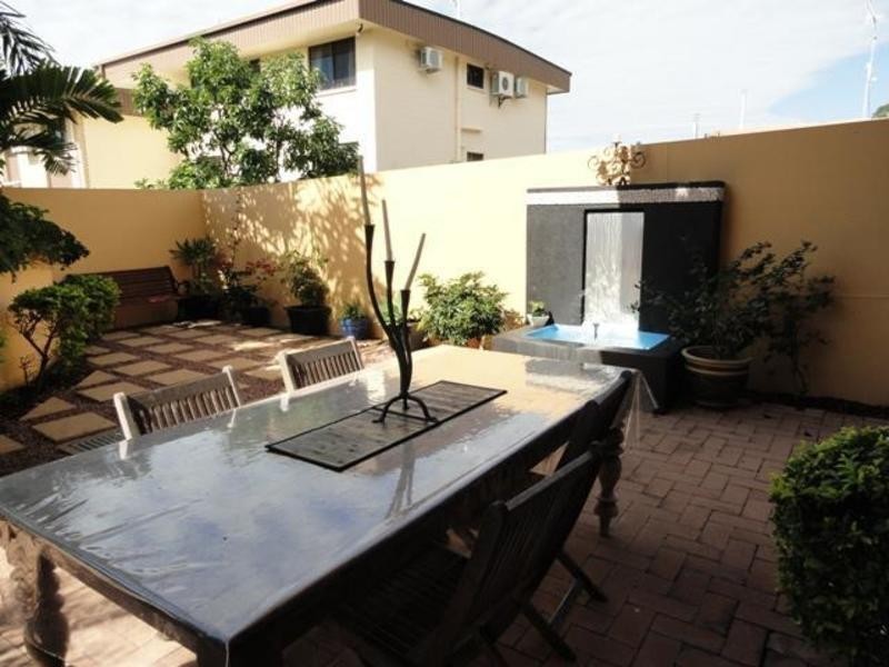 */325 Stanley Street, North Ward QLD 4810