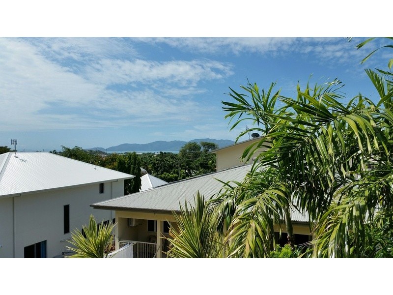 */325 Stanley Street, North Ward QLD 4810