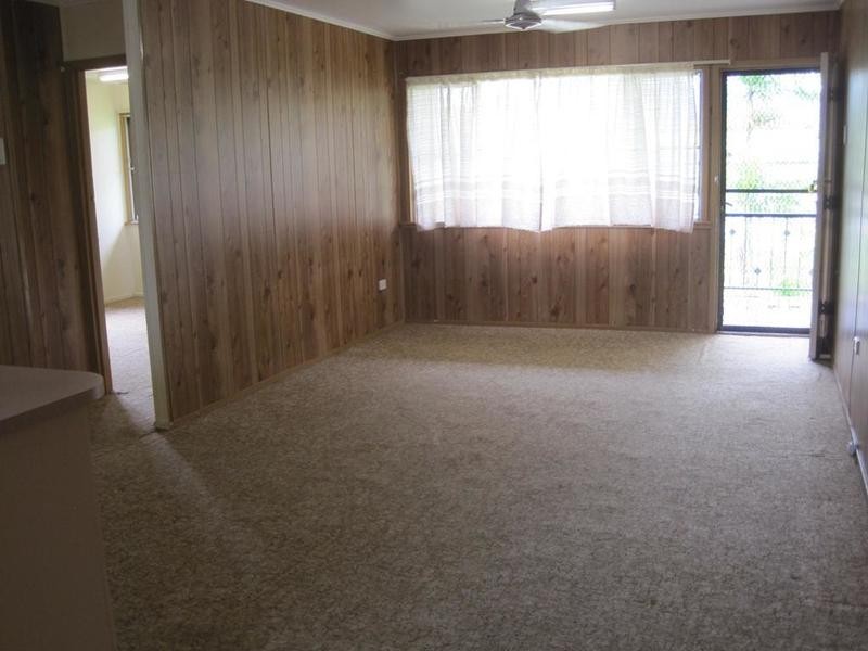 2/13 Desailly Street, Pimlico QLD 4812