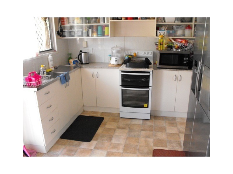 27 Choonda Street, Cranbrook QLD 4814