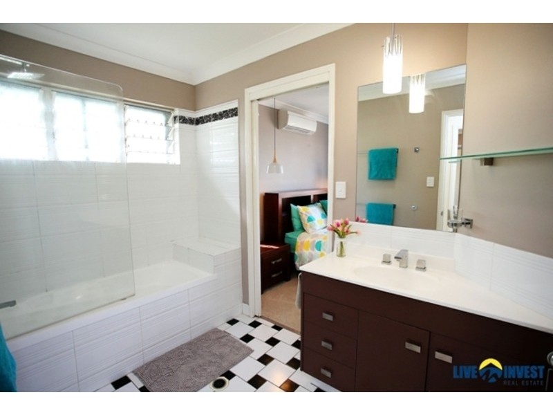 9 Peppertree Street, Kirwan QLD 4817