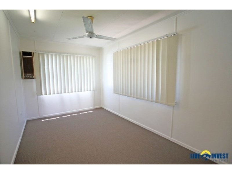 18 Derby Street, Pimlico QLD 4812