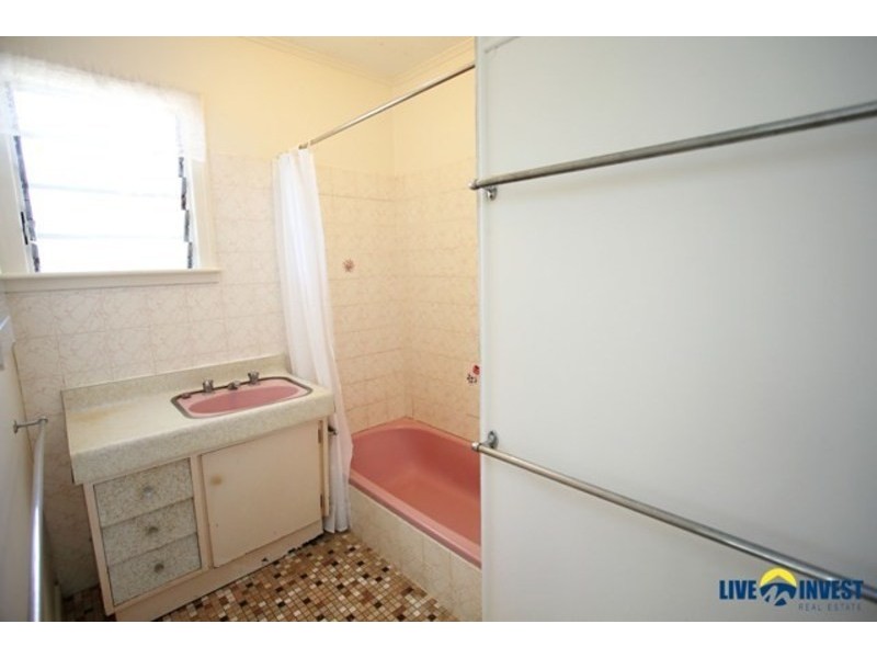 18 Derby Street, Pimlico QLD 4812