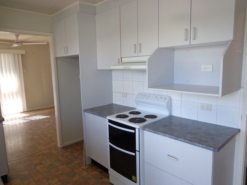 ** Goldsworthy Street, Heatley QLD 4814