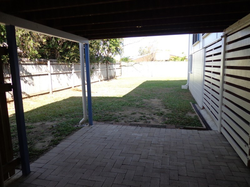 ** Goldsworthy Street, Heatley QLD 4814