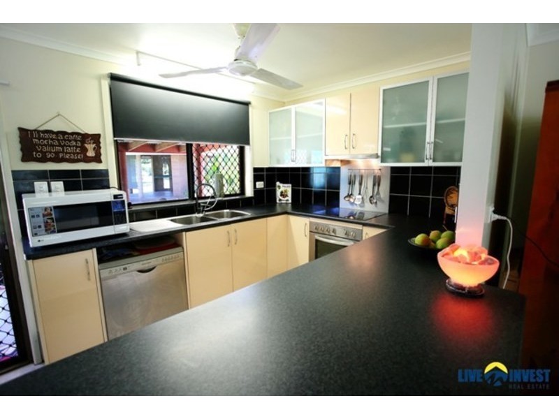 22 Bernborough Court, Kelso QLD 4815