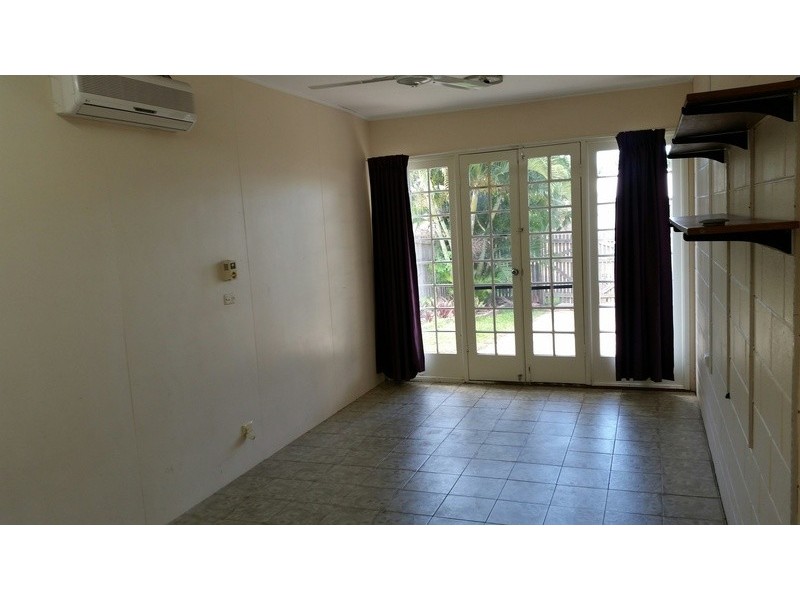 # Jennifer Street, Kelso QLD 4815