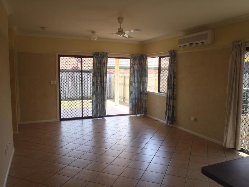 ** College Lane, Douglas QLD 4814