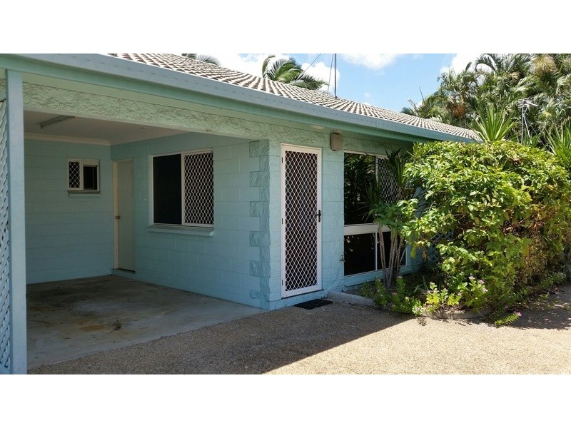 * Armstrong Street, Hermit Park QLD 4812