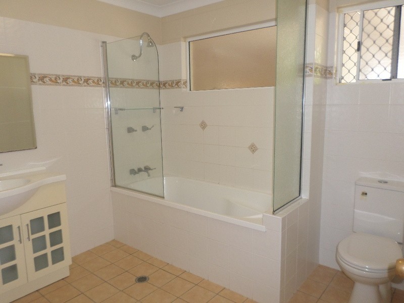 * Dunlop Street, Kelso QLD 4815