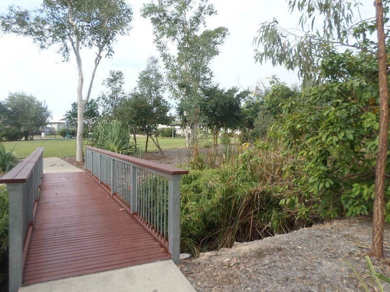 * Garrison Court, Mount Louisa QLD 4814