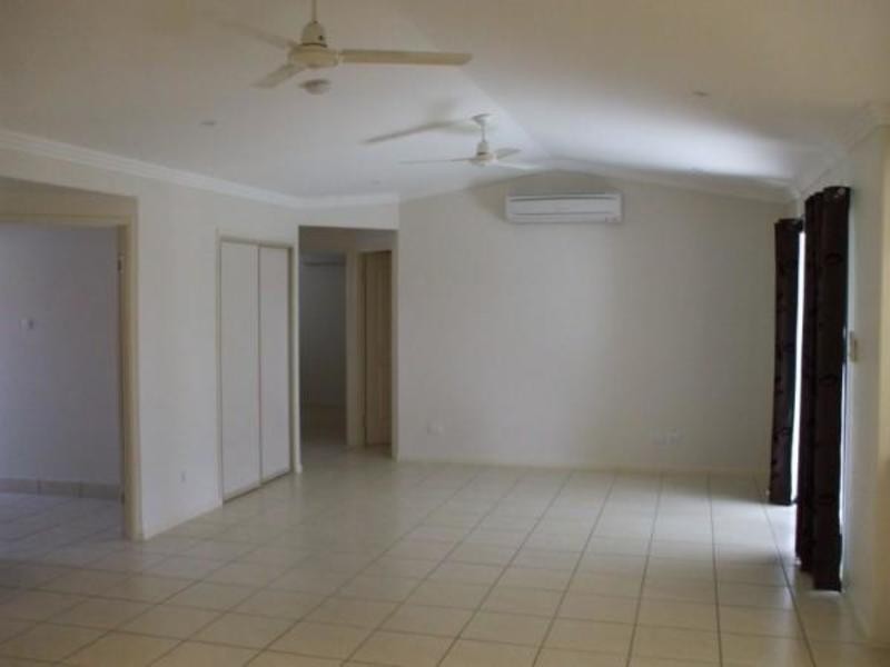 * Mannikin Way, Bohle Plains QLD 4817