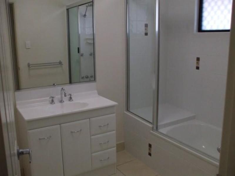 * Mannikin Way, Bohle Plains QLD 4817