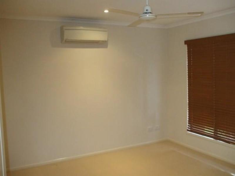 * Mannikin Way, Bohle Plains QLD 4817