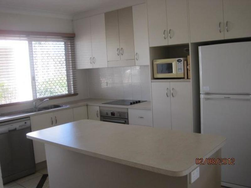 9/36 Henry Street, West End QLD 4810